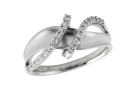 14K White Gold Diamond Ring