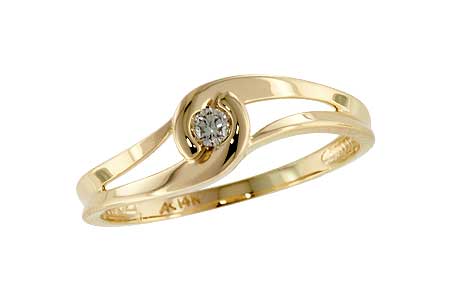 14K Yellow Gold Diamond Ring