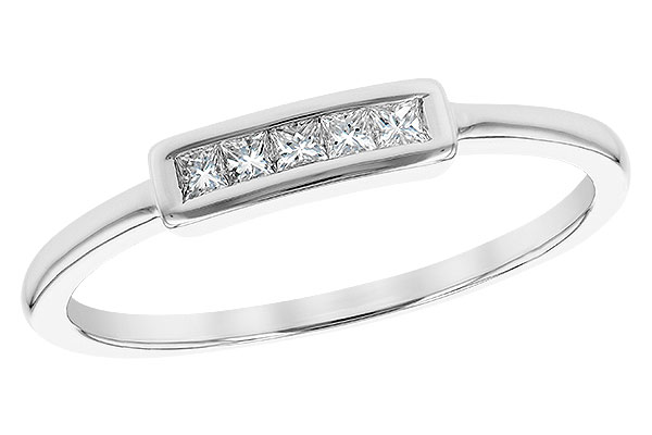 14K White Gold Diamond Ring